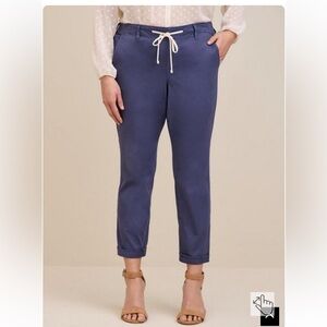 Torrid NWT Pull-On Boyfriend Straight Twill Mid-Rise Pant Nautical Coastal